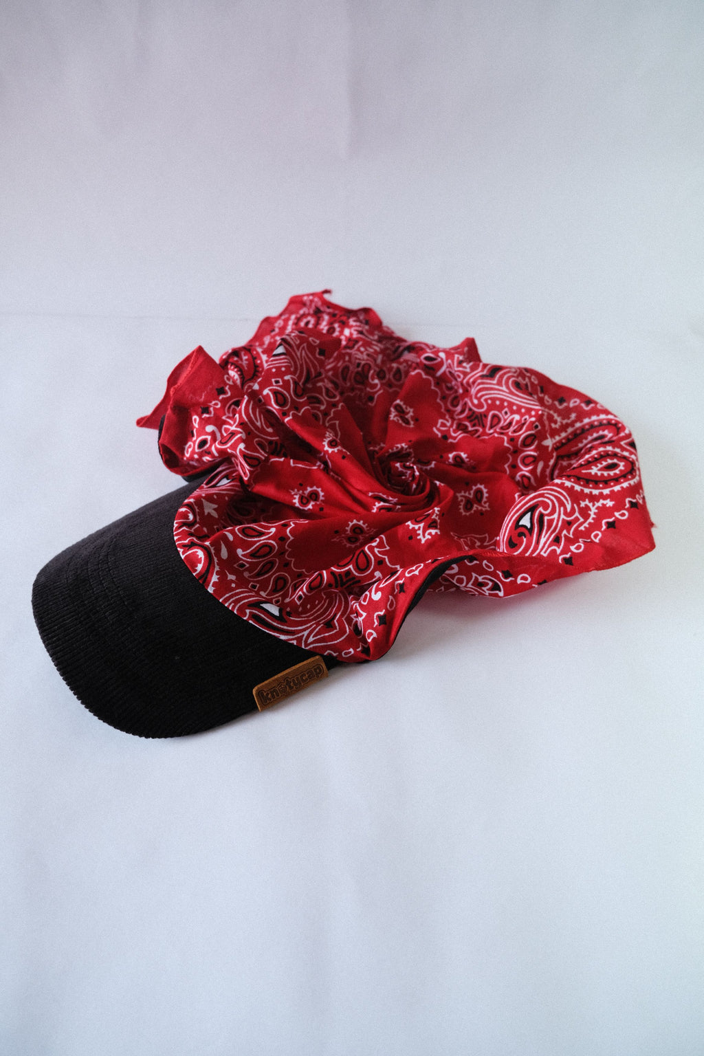 Black Corduroy Brim | Crimson Veil Kapri
