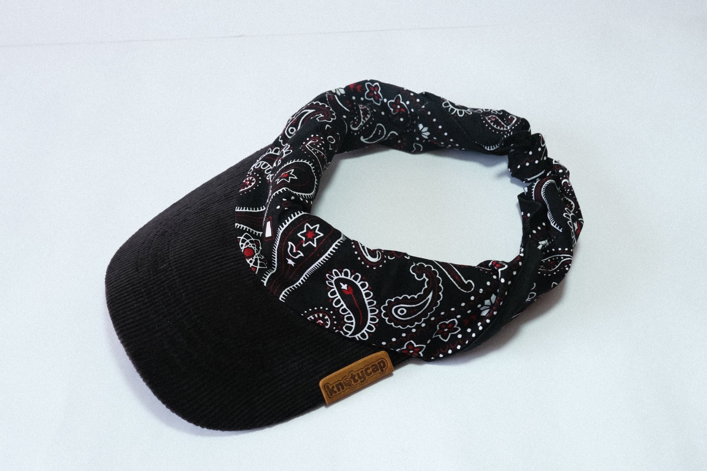Black Corduroy Brim | Crimson Core Kapri