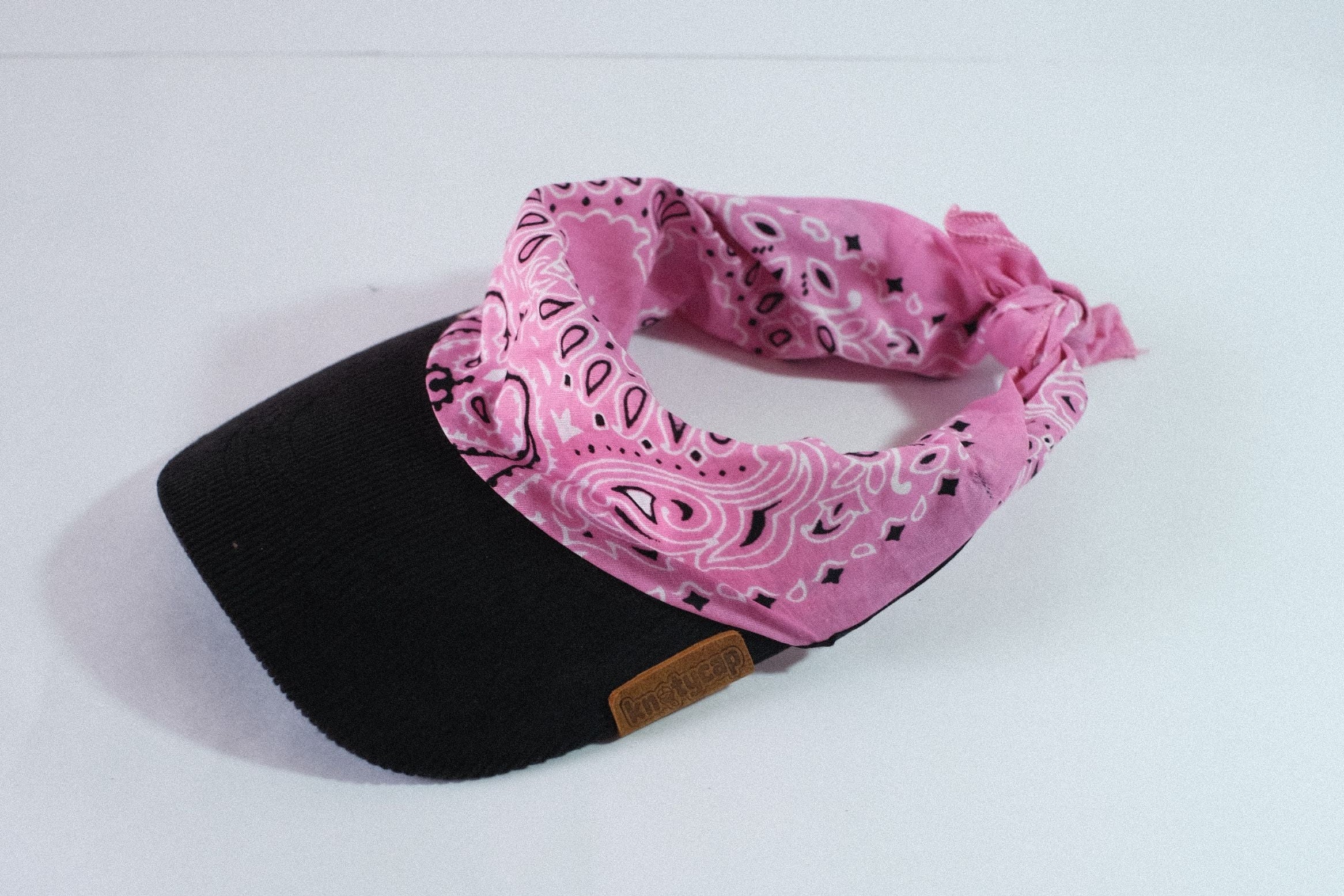 Black Corduroy Brim | Blush Veil Kapri