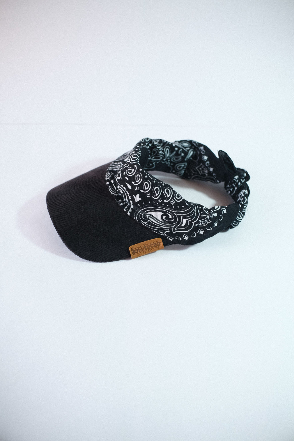 Black Corduroy Brim | Black Veil Kapri