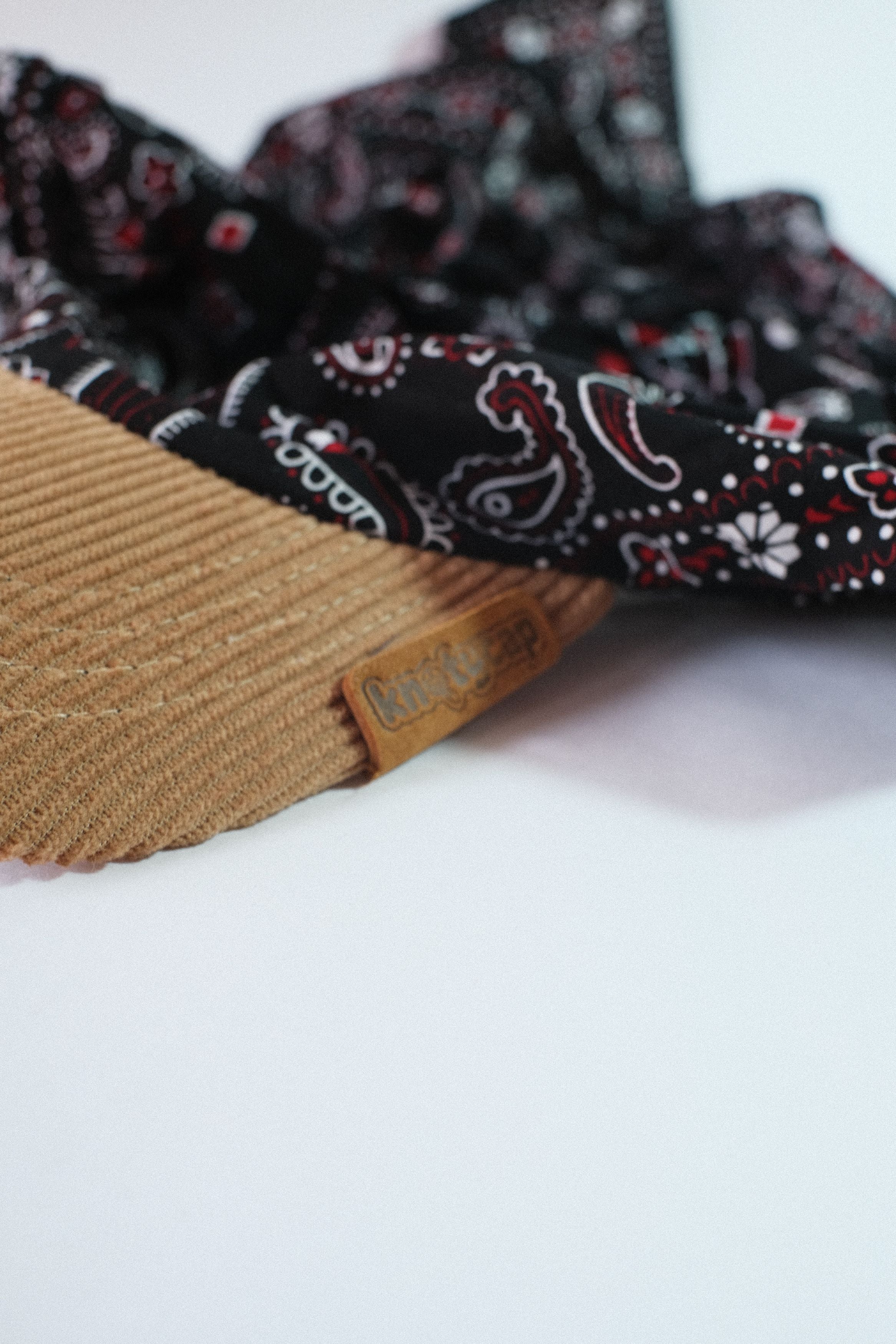 Beige Corduroy Brim | Crimson Core Kapri