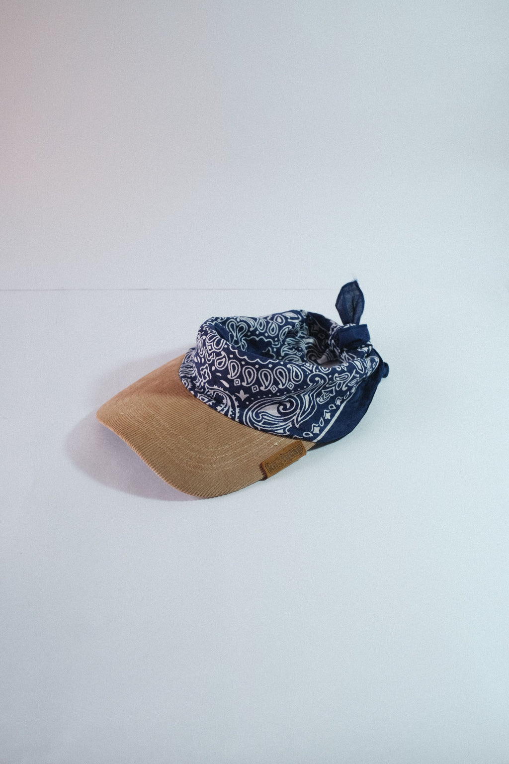 Beige Corduroy Brim | Midnight Veil Kapri