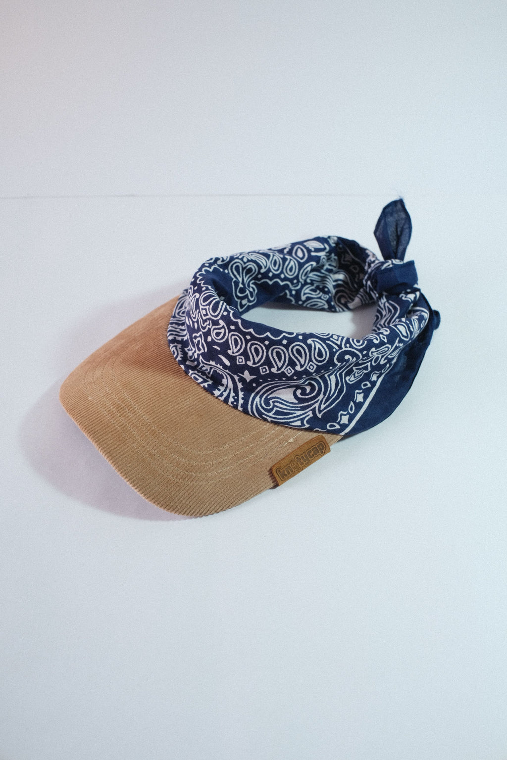Beige Corduroy Brim | Midnight Veil Kapri