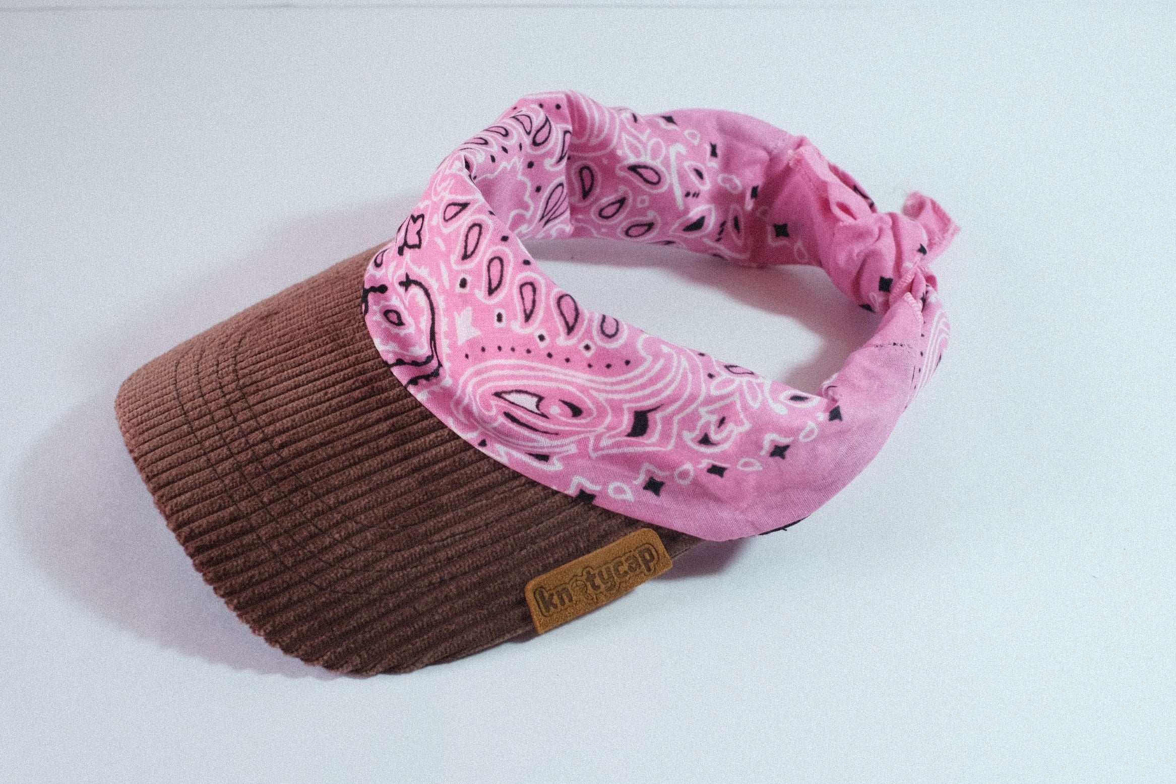 Dark Corduroy Brim | Blush Veil Kapri