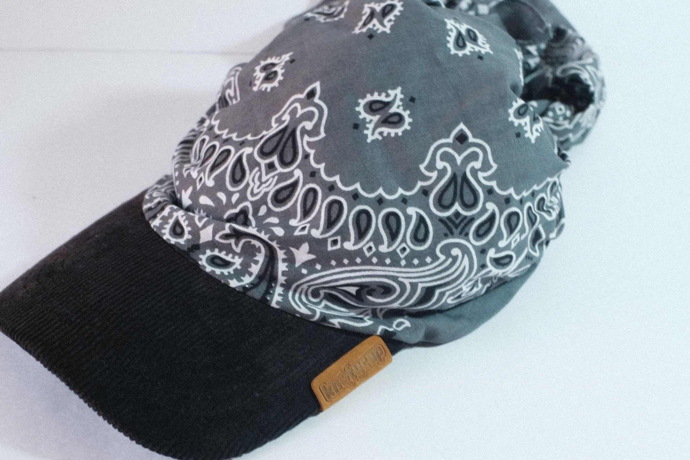 Ashen- Beige Corduroy Brim Bandana Cap | Cocoa Mud Kapri