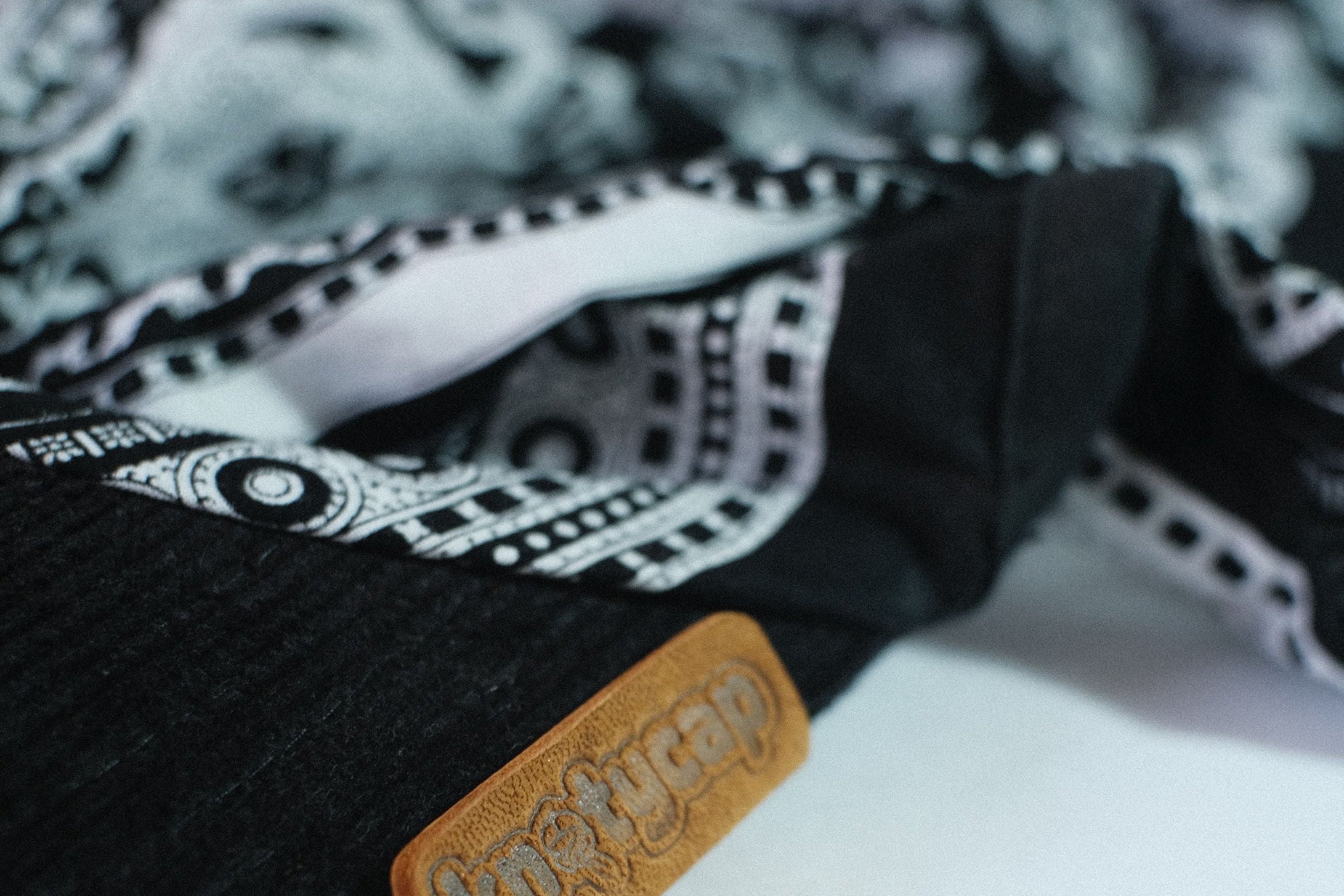 Black Corduroy Brim | Shadow Drift Kapri