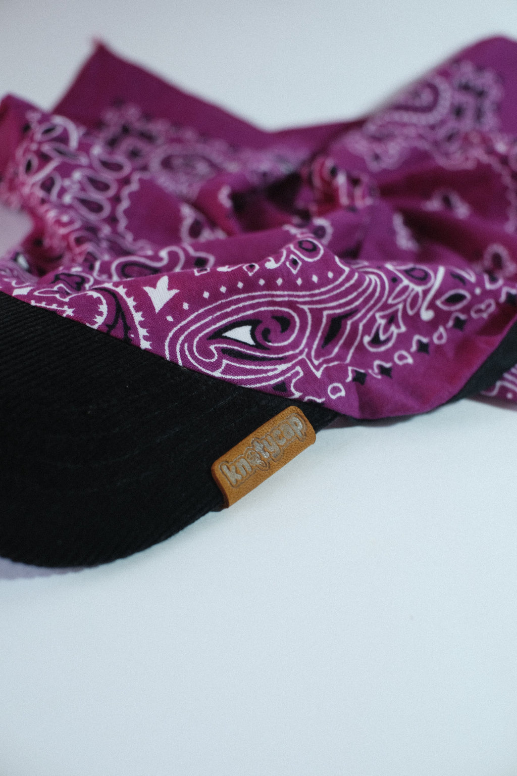 Black Corduroy Brim Pink Mix Kapri