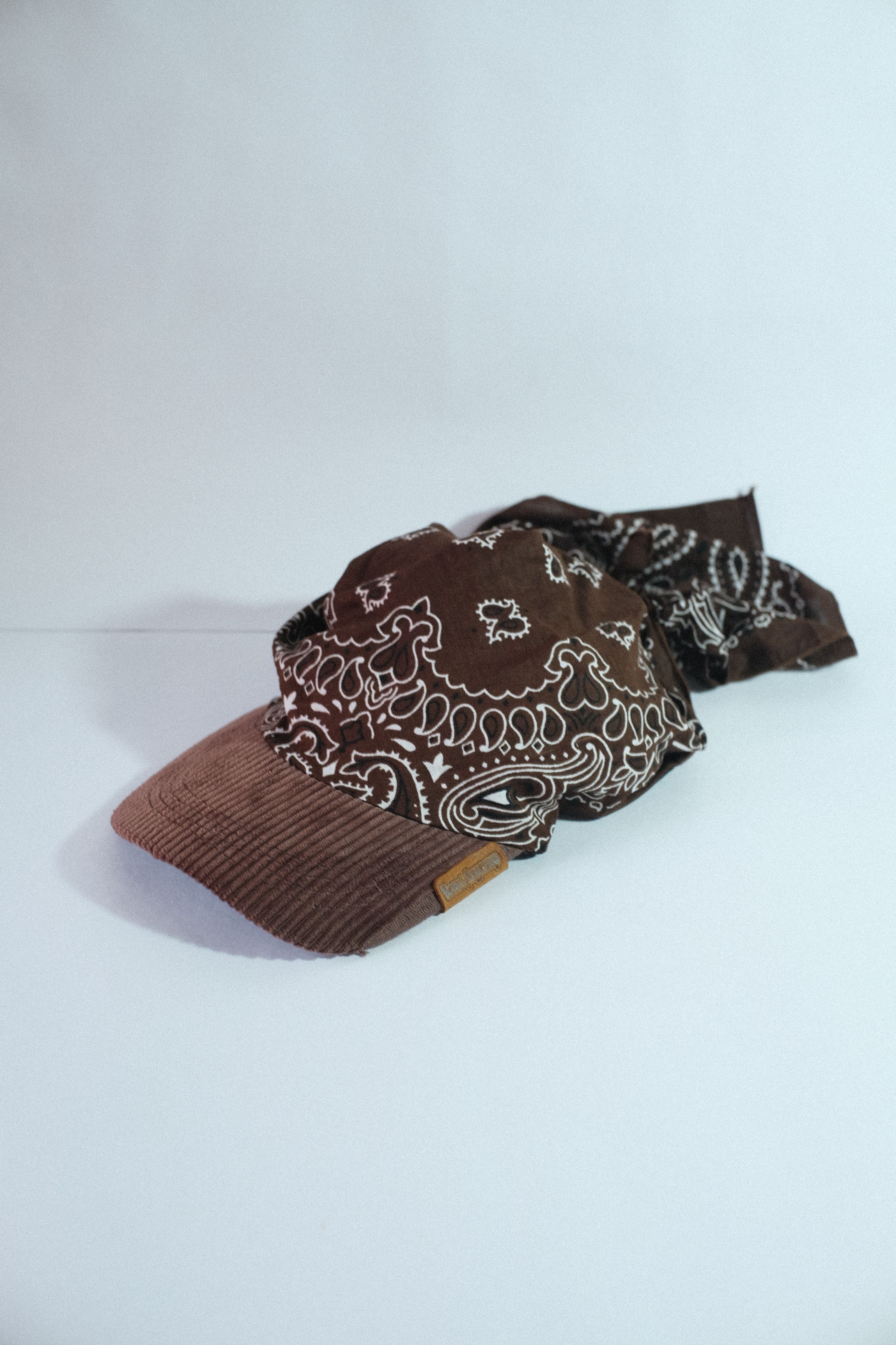 Beige Corduroy Brim | Cocoa Veil Kapri