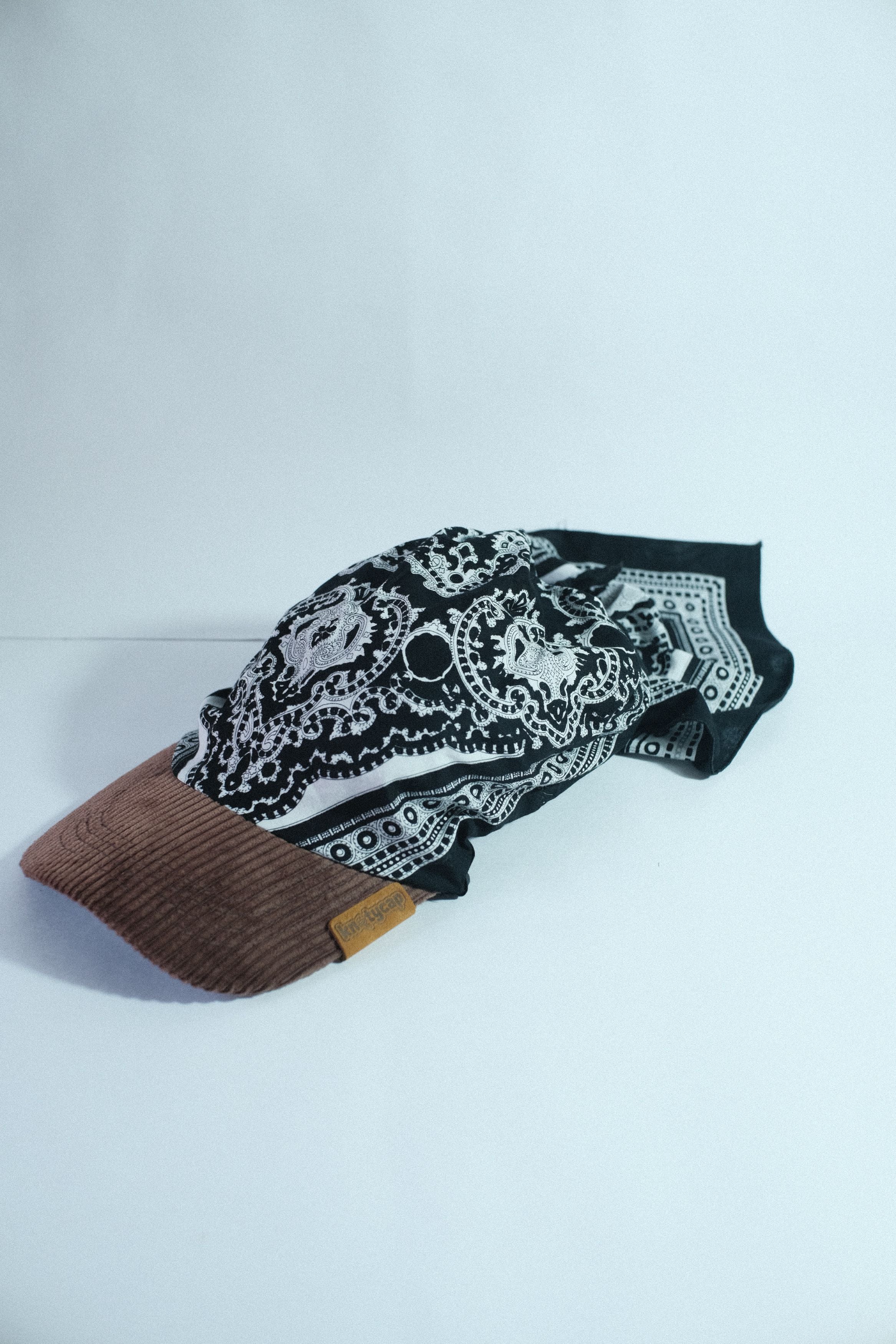 Dark Corduroy Brim | Shadow Drift Kapri