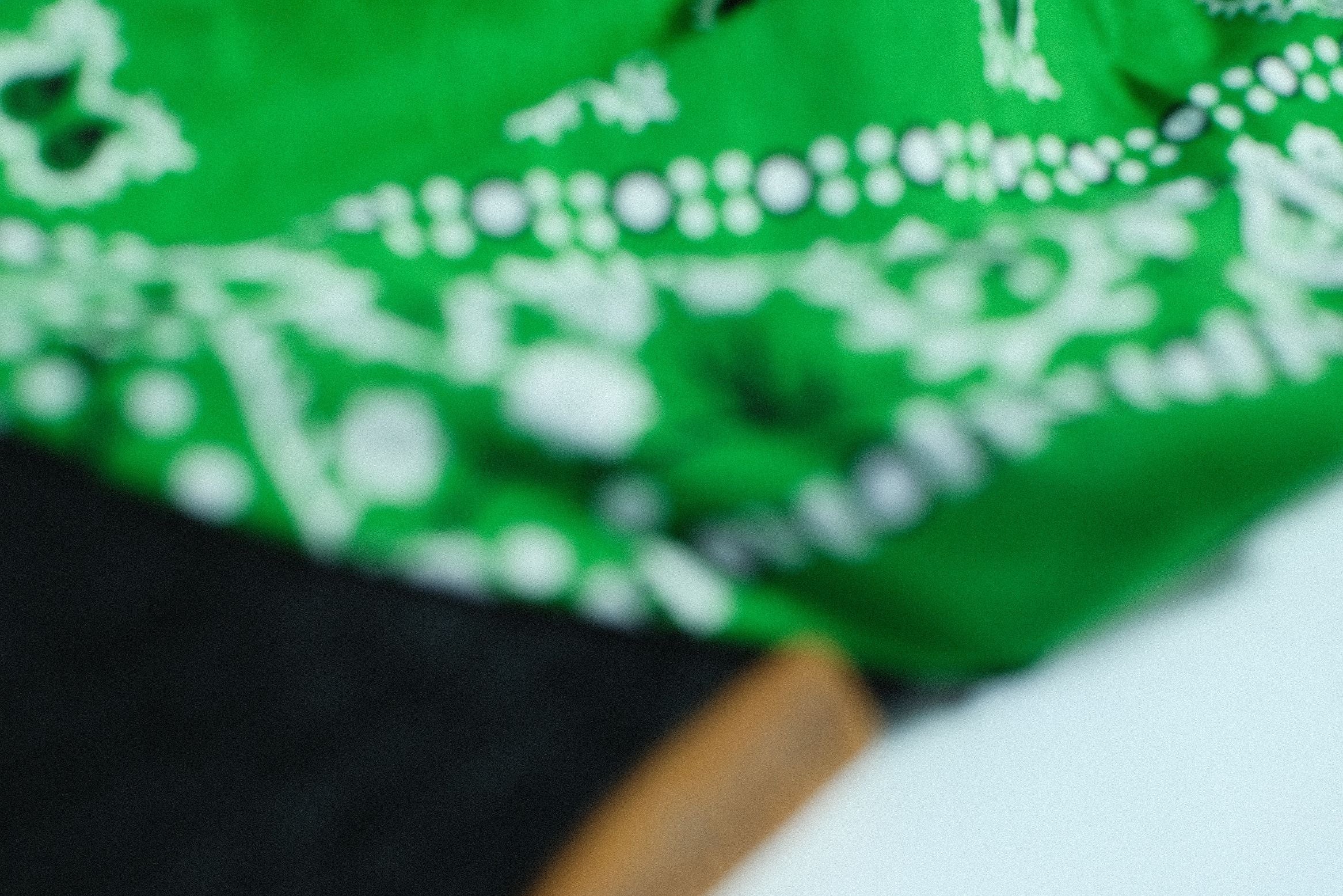 Black Corduroy Brim | Emerald Veil Kapri