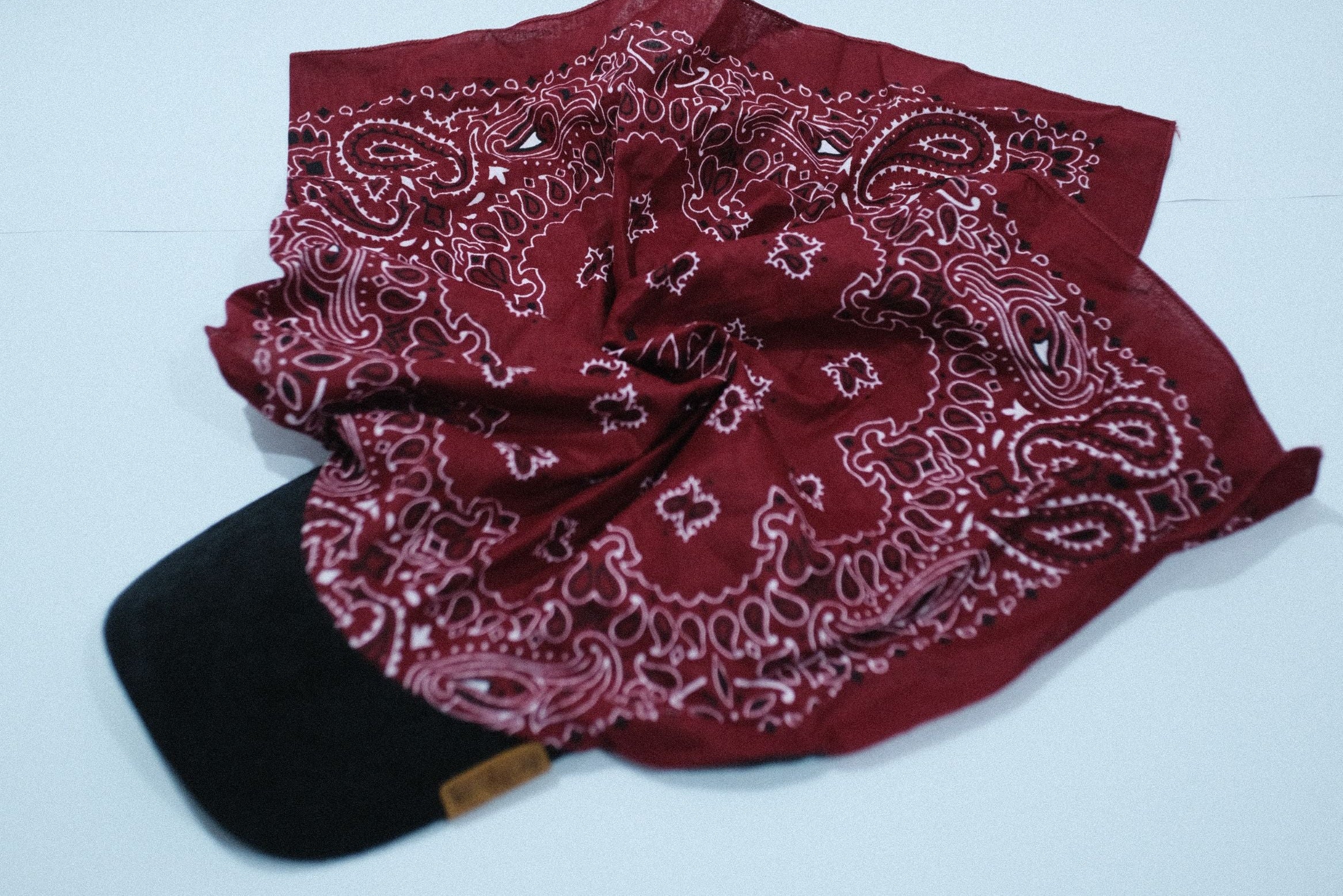 Black Corduroy Brim | Wine Veil Kapri
