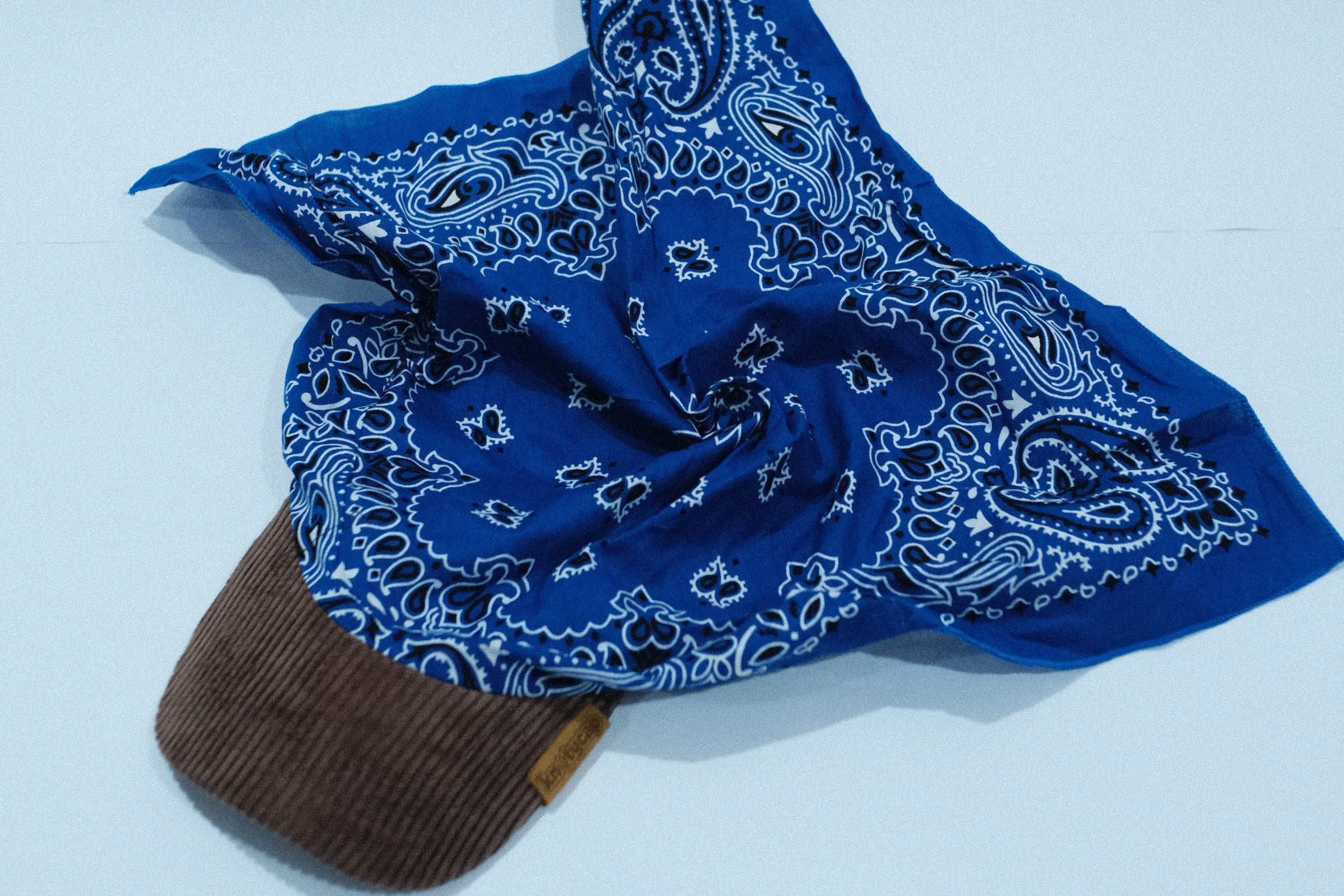 Dark Corduroy Brim | Iris Blue Kapri