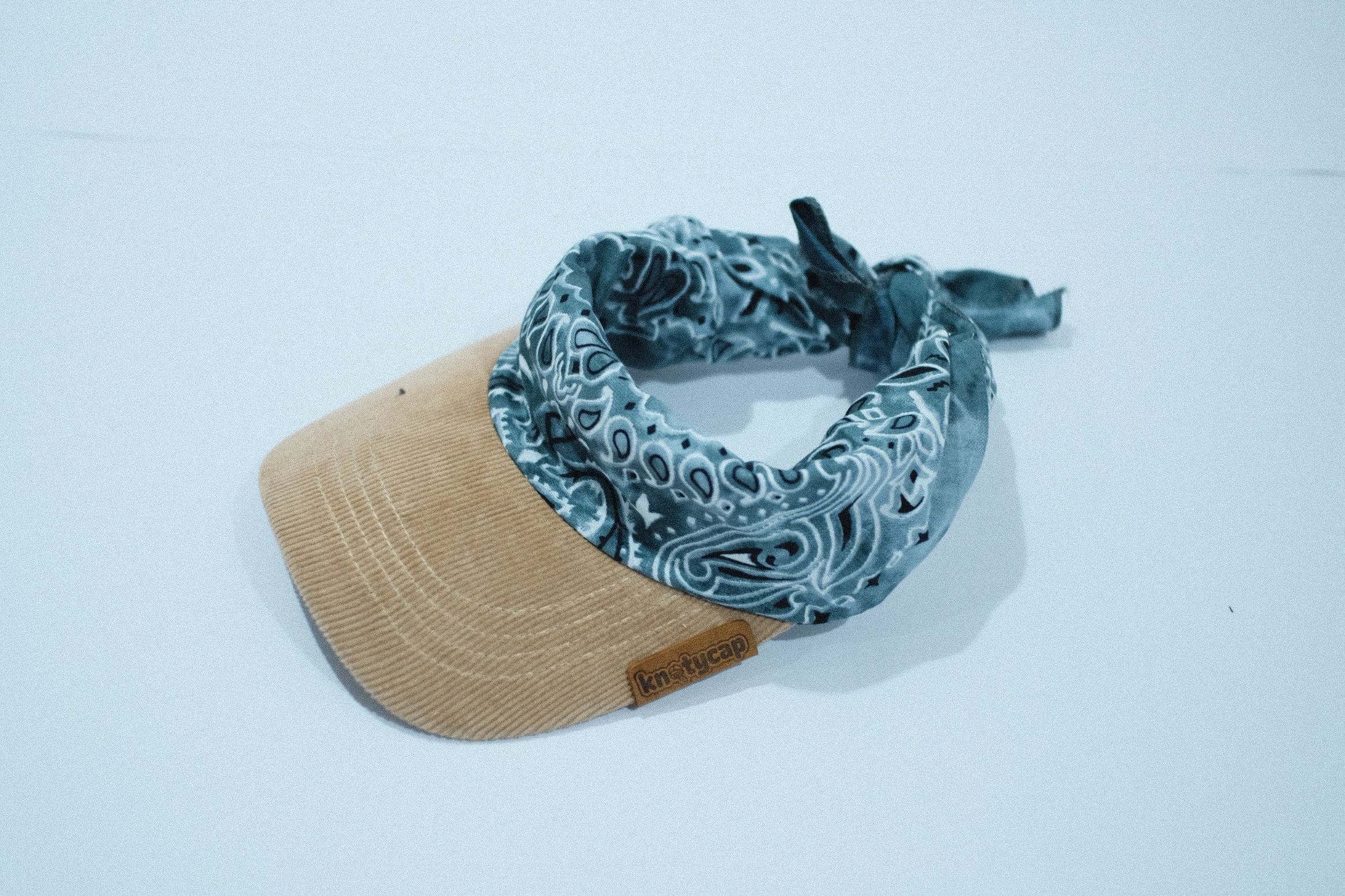 Beige Corduroy Brim | Ash Drift Kapri