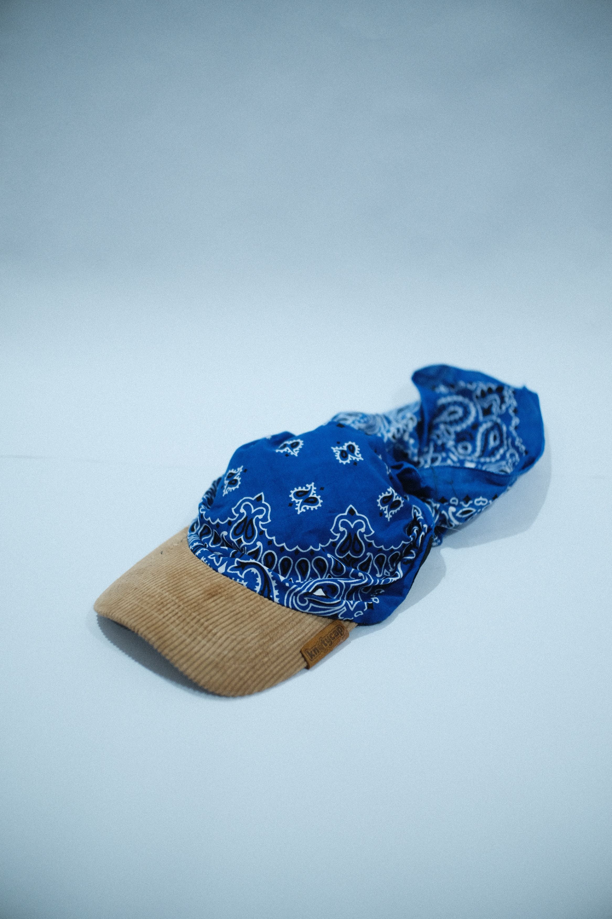 Beige Corduroy Brim | Iris Blue Kapri