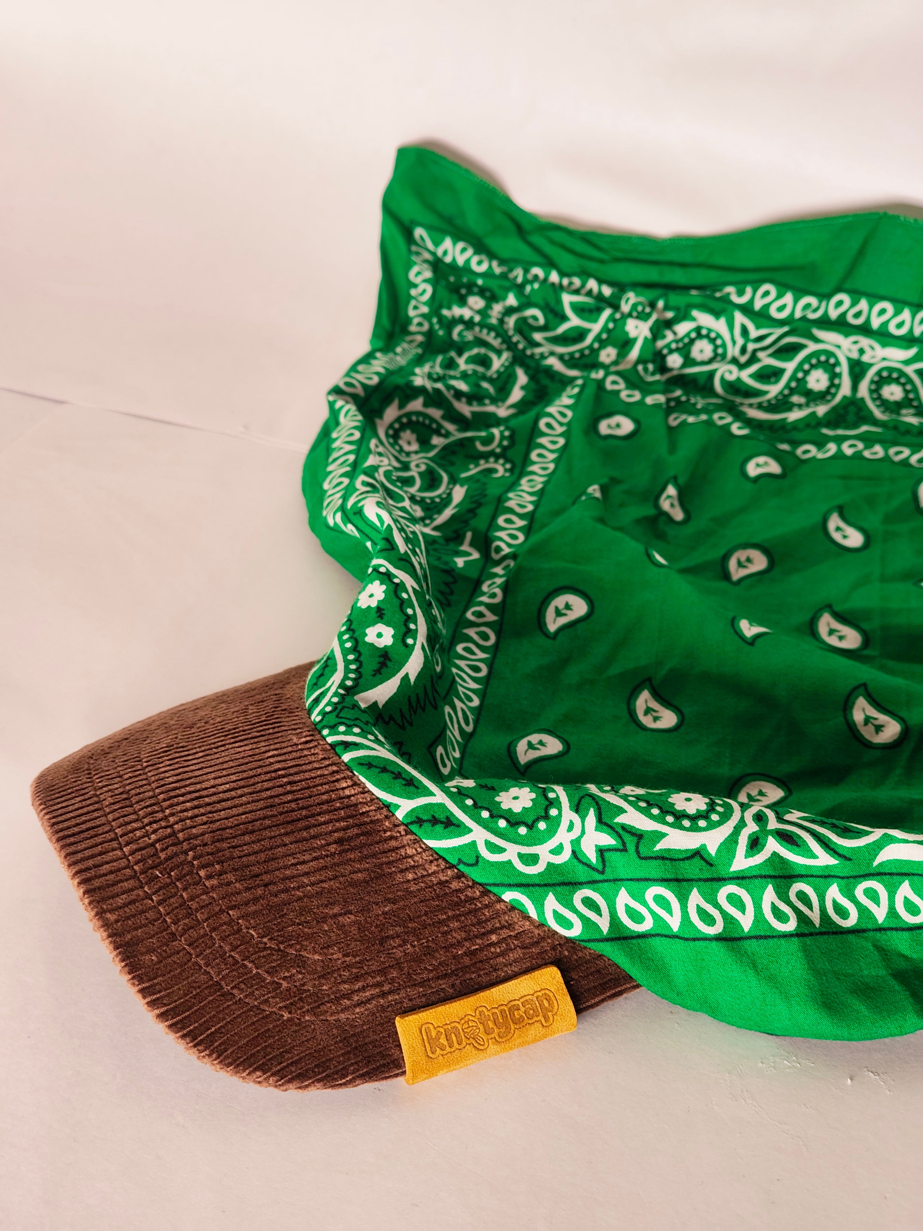 Dark Brown Corduroy Brim | Green  Kapri