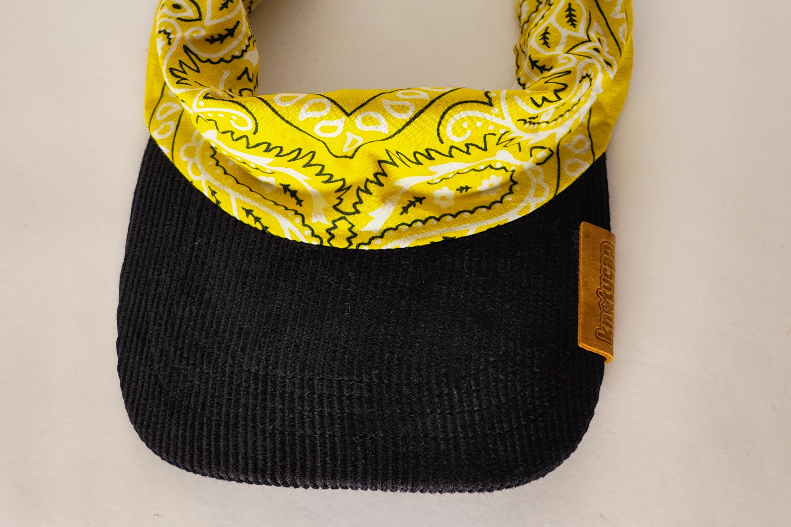 Beige Corduroy Brim | Cocoa Veil Kapri