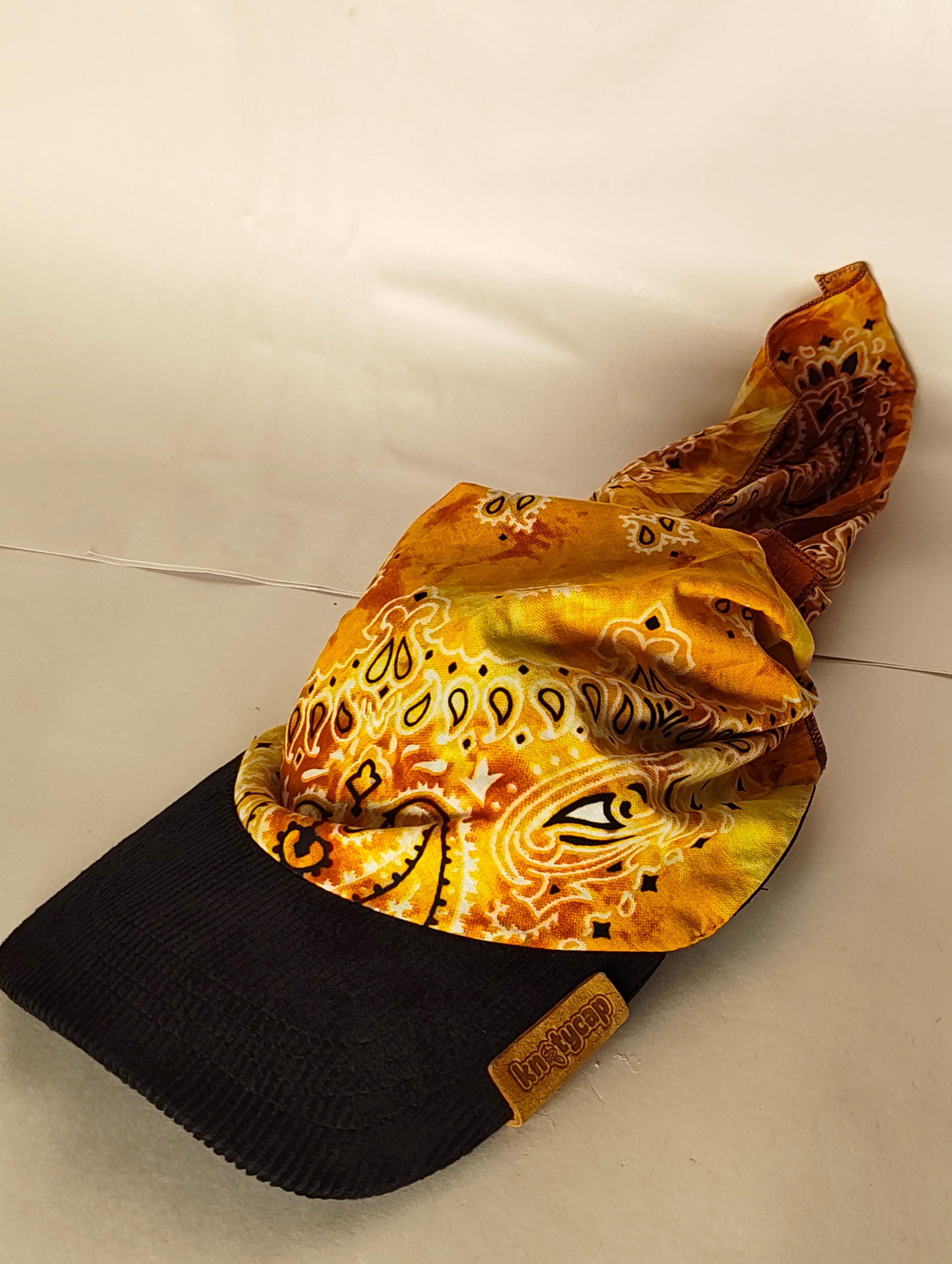 Black Corduroy Brim | Saffron Drift Kapri