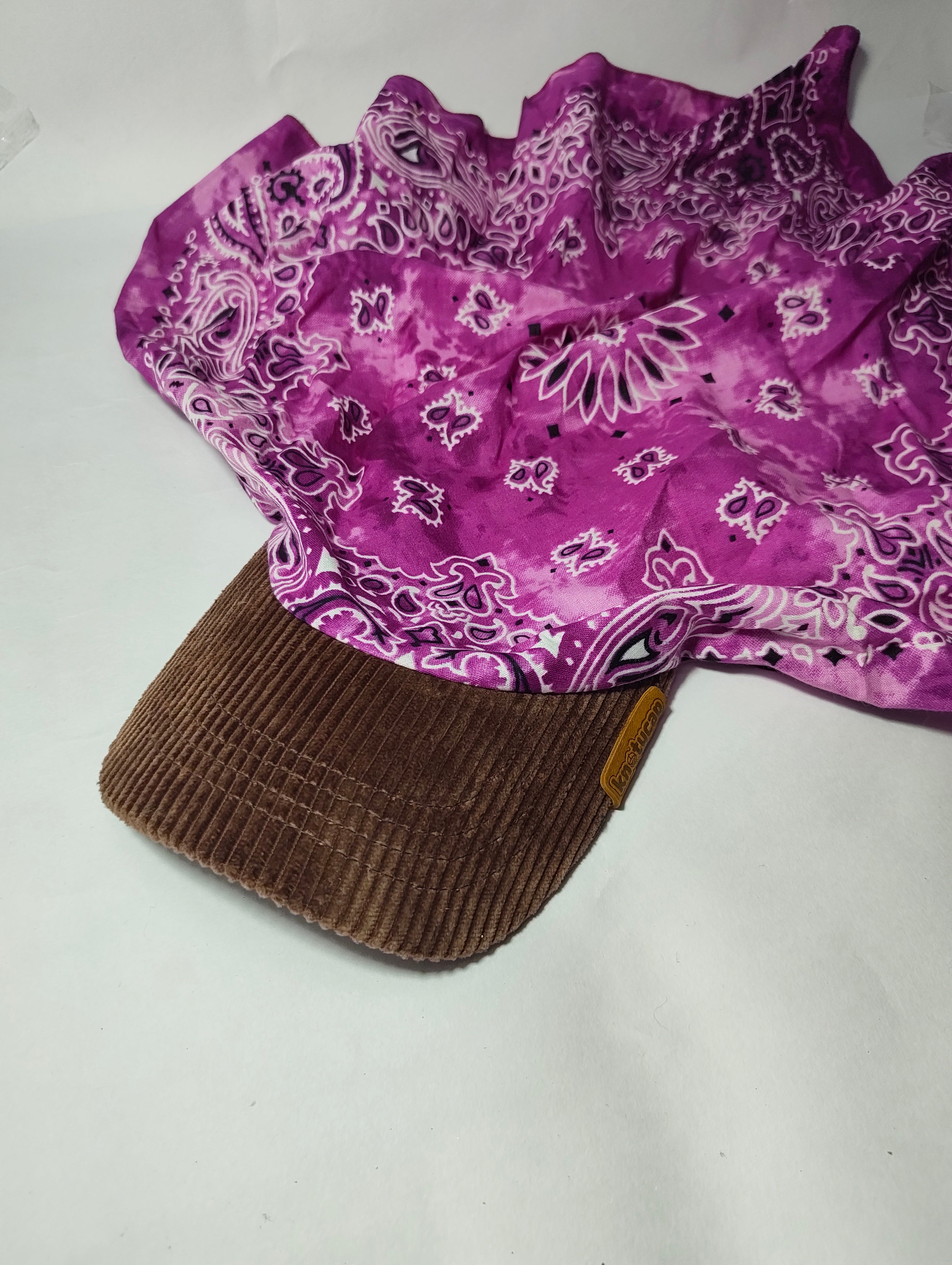 Dark Corduroy Brim | Bloom Pink Kapri