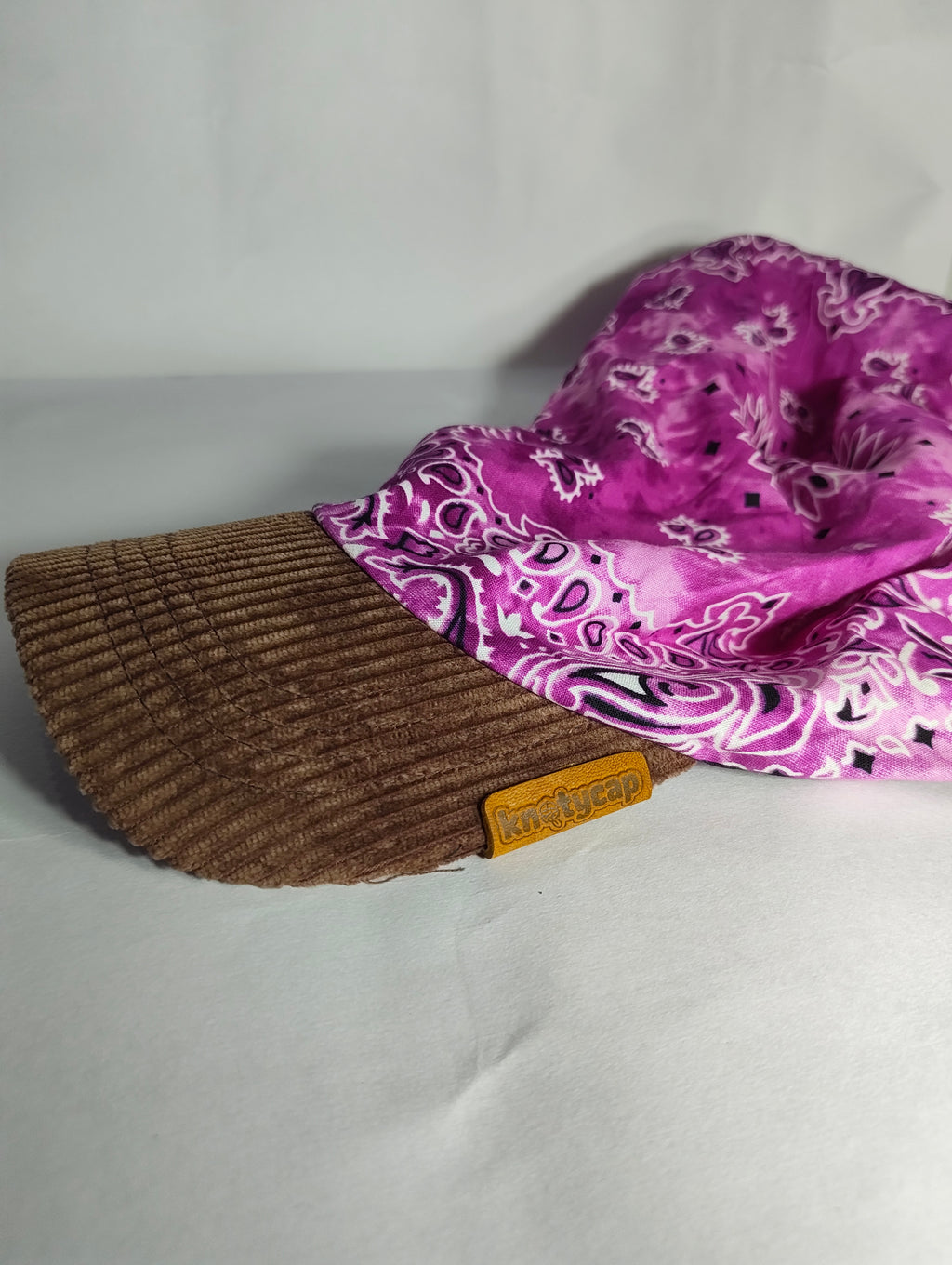 Dark Corduroy Brim | Bloom Pink Kapri