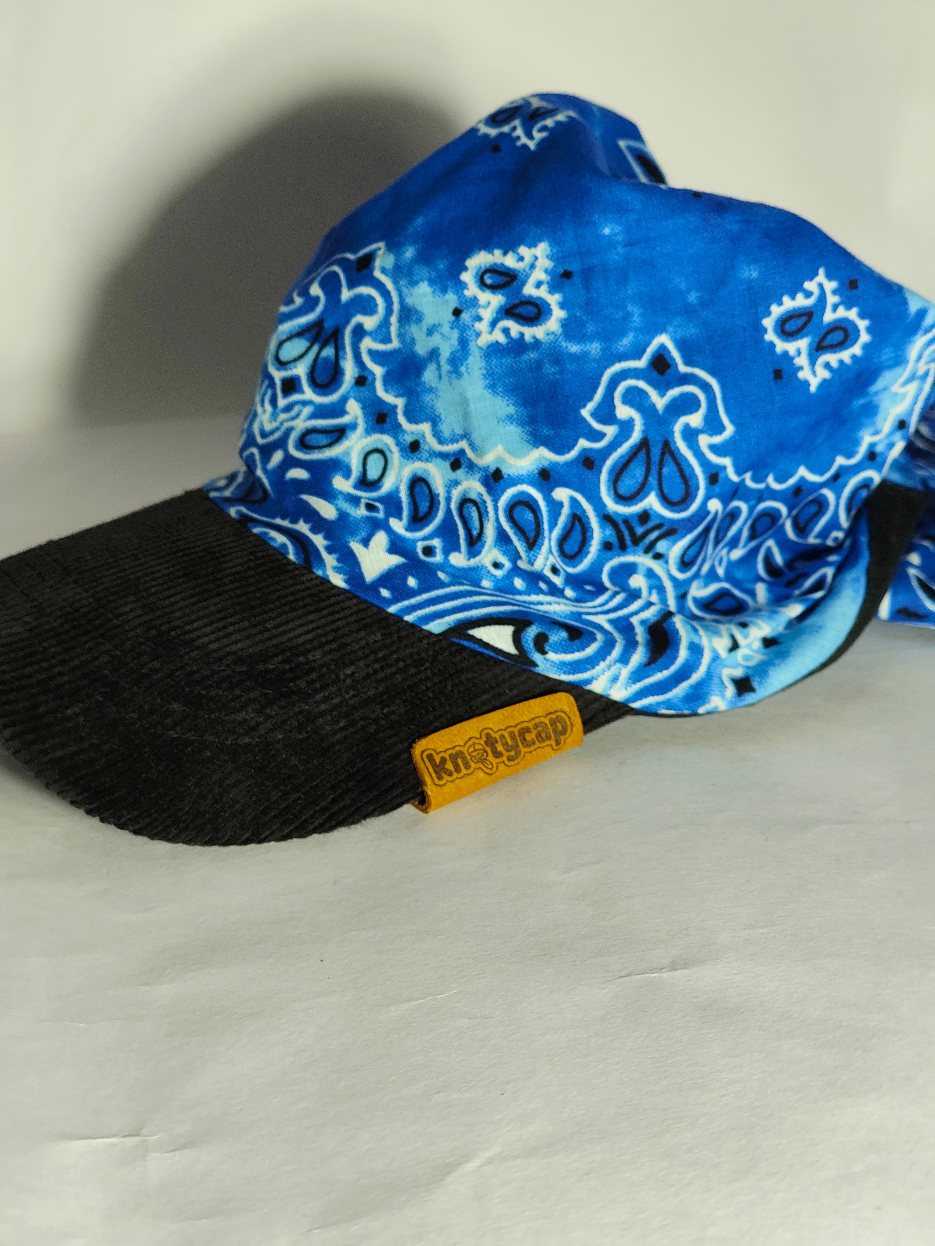 Black Corduroy Brim | Glacier Blue Kapri