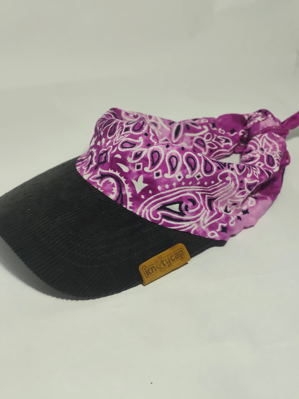 Black Corduroy Brim | Bloom Pink Kapri